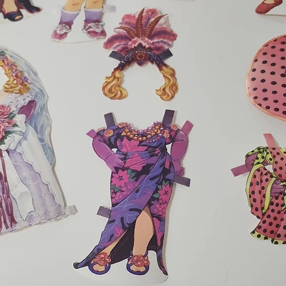 Vintage Miss Piggy Paper Doll Set 1994 - Picture 5 of 16